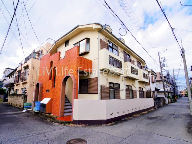 西東京市芝久保町２丁目のアパートの外観