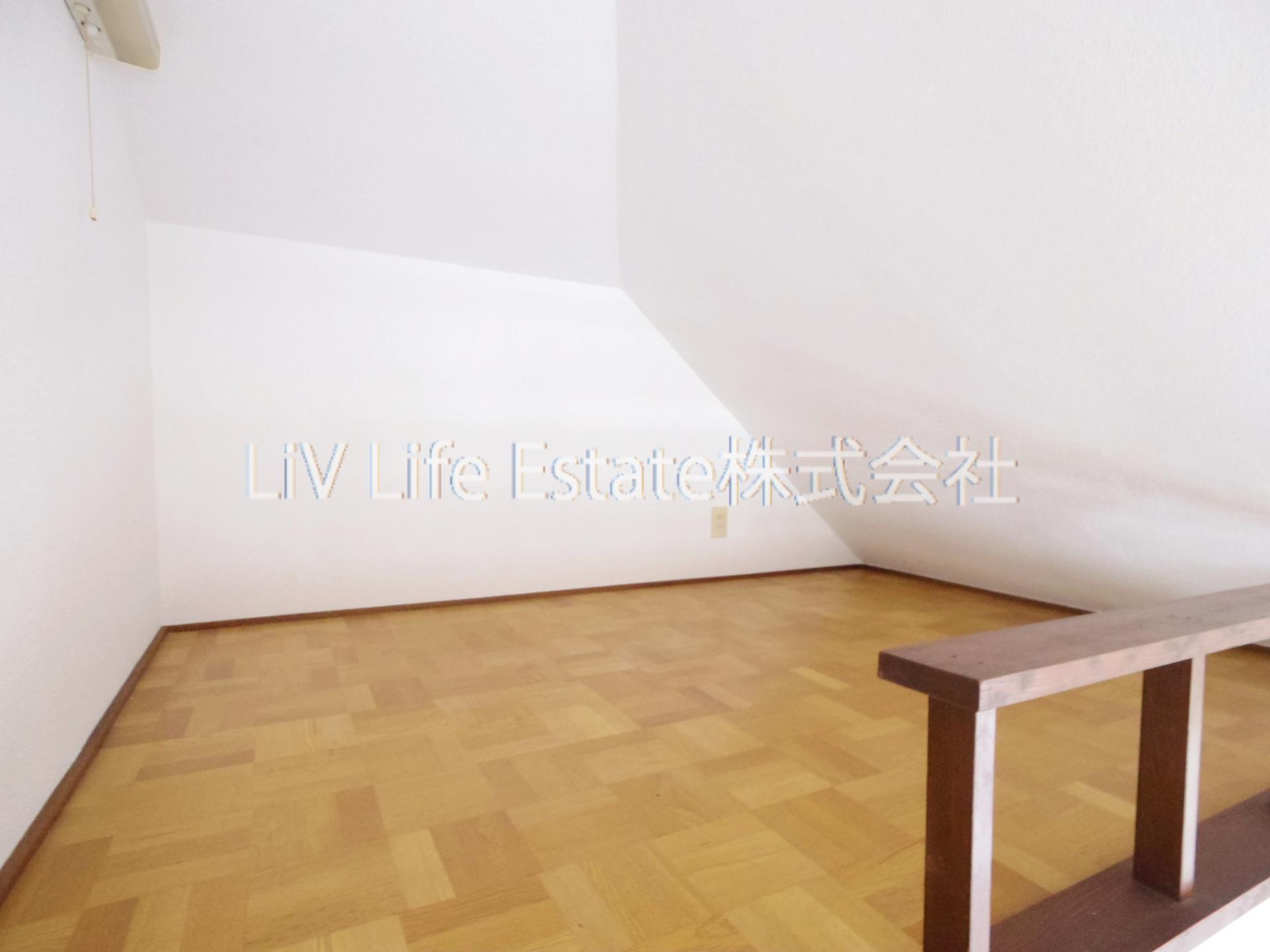 西東京市芝久保町２丁目のアパートの寝室