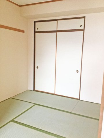 大阪市平野区喜連西３丁目の賃貸マンションの和室