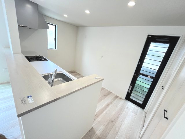 【キッチン】 | 福岡市東区香住ケ丘5丁目1期　1号棟（全3棟）【仲介手数料無料・0円】 | 現地写真。