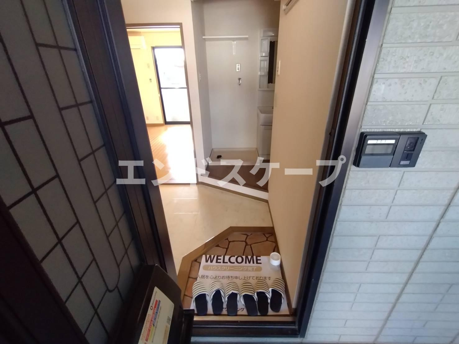 アベニールの玄関|高崎、前橋エリアのお部屋探しはエンドスケープまで！お客様の理想お聞かせ下さい♪