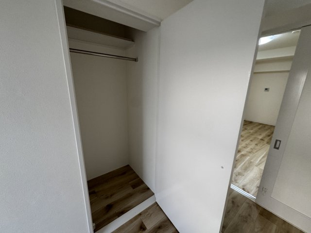 エレガンス穂積5号館の収納