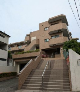 【外観】 | 朝日クレス・パリオ南阿佐谷 | 鉄筋コンクリート造のがっちりとした建物。