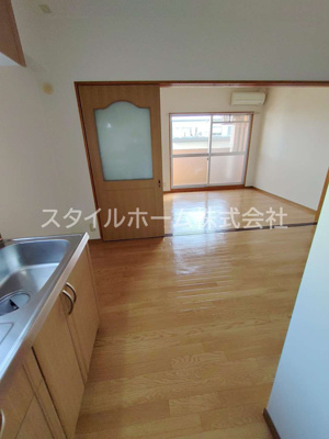 【内装】 | アトランティス川花 | 別部屋写真です。