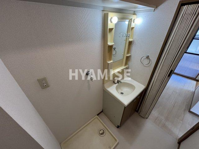 コスモスB棟の独立洗面台