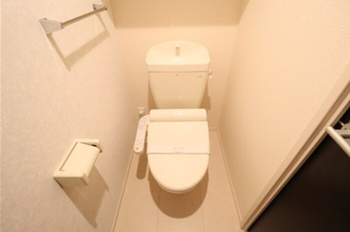 アピオン Ⅲのトイレ|温水洗浄暖房便座