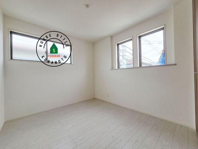 熊本市南区出仲間3丁目第1-2棟（2号棟）　の子供部屋|穏やかな光が差し込む室内には、穏やかな時間が流れます。