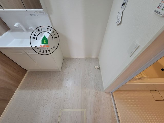 熊本市南区出仲間3丁目第1-2棟（2号棟）　のランドリースペース|ランドリースペースとなります。広々して有効的にご使用できます。 