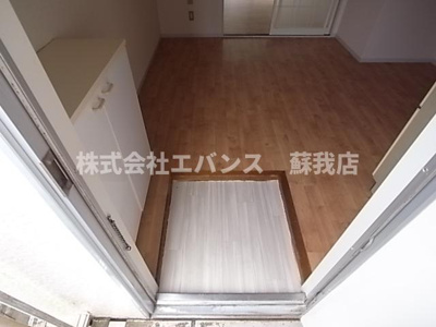 【玄関】 | プレジール寿 | きれいな玄関です