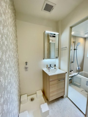 【独立洗面台】 | 西宮市熊野町　中古戸建 | 洗面化粧台新調。