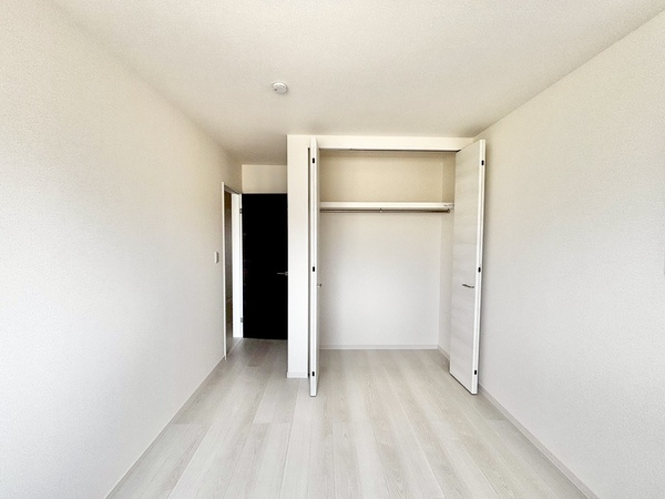 リーブルガーデン碧南第59三宅町　全4棟　新築戸建の洋室