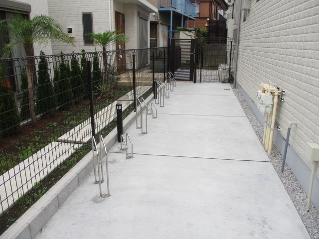 エスポワール岡本のその他共用部分|敷地内駐輪場　各戸２台駐輪可能