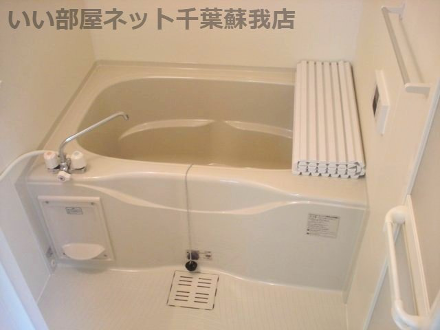 ワンダーランドの浴室|ゆったり過ごせるお風呂です
