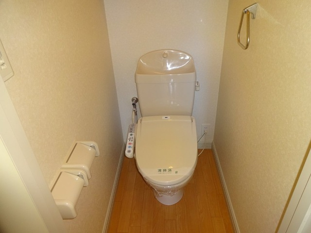 クオーレのトイレ|シャワー付トイレ