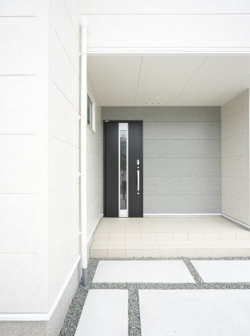 【玄関】 | リナージュ熊本市南区御幸笛田1丁目24-1期　2号棟