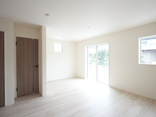 【居間・リビング】 | リナージュ熊本市南区御幸笛田1丁目24-1期　2号棟