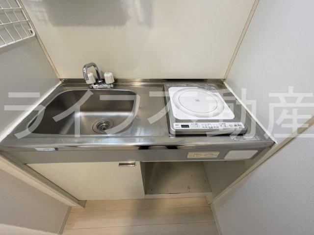 ロイヤル客坊町のキッチン|お料理しやすいキッチンです