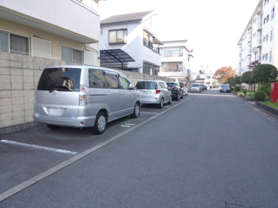 【駐車場】 | メゾン神足1号棟