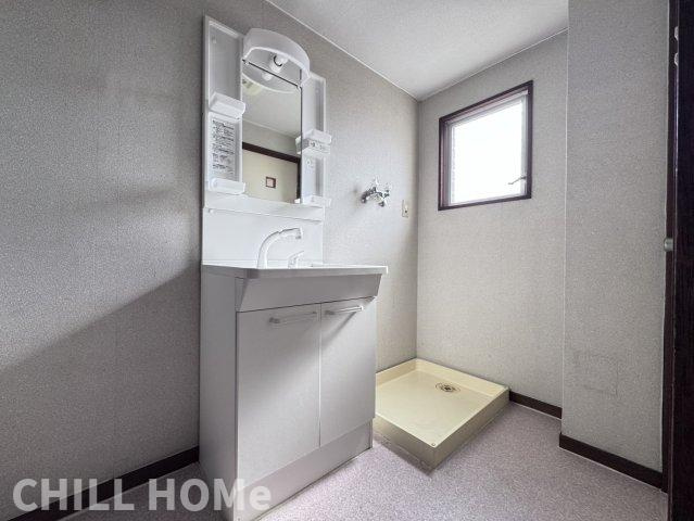 クリスタル童夢の洗面所|他社様掲載物件もまとめてご紹介、ご案内可能です(^^)/