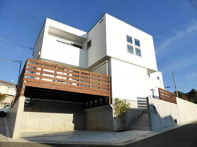 【同社施工例】ゆとりある敷地と建物面積105平米（32坪）まで標準のフリープラン！