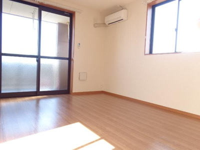 【内装】 | ルミエール | 室内