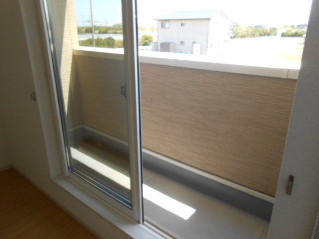 ウィンドミルのバルコニー|広々としたバルコニーです