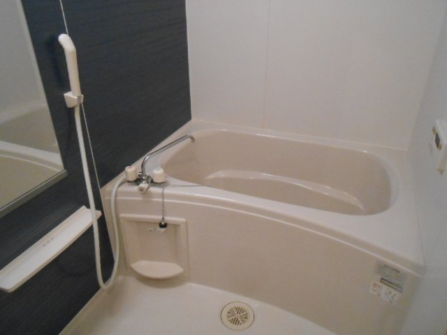 ウィンドミルの浴室|コンパクトで使いやすいお風呂です