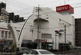 西友御器所店 徒歩6分。 450m