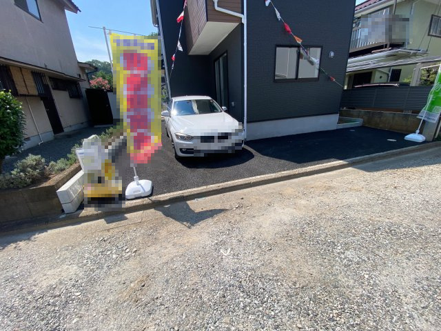 祝　成約済み　八王子市　弐分方町　新築戸建て　３８期の駐車場|～仲介手数料無料☆八王子ひなた不動産～　八王子市弐分方町　新築戸建て