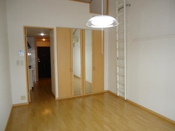 ラ・パンターノの洋室