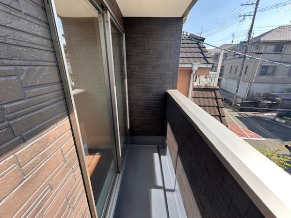 【バルコニー】