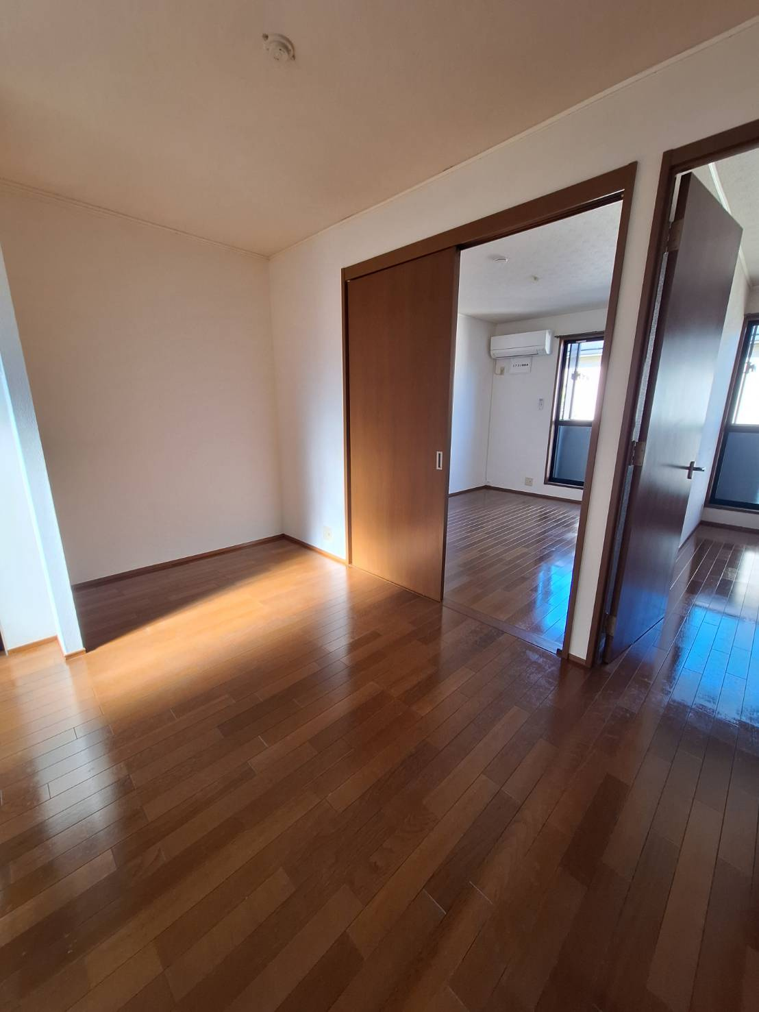 ＭＩ・ＣＡＳＡ（ミ・カサ）の洋室