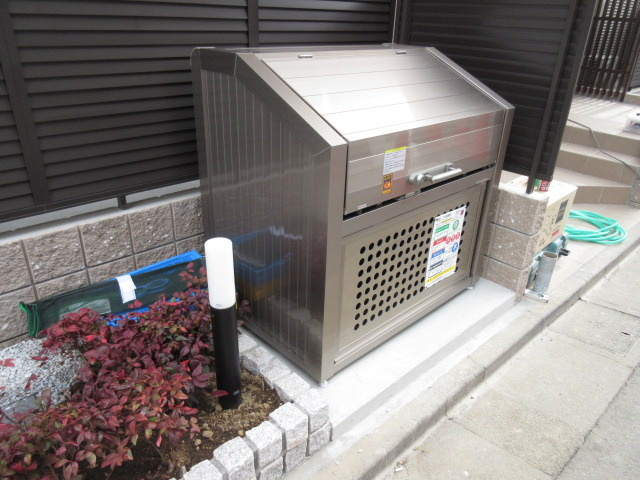 メゾン オークのその他|★入居者専用ゴミストッカー★