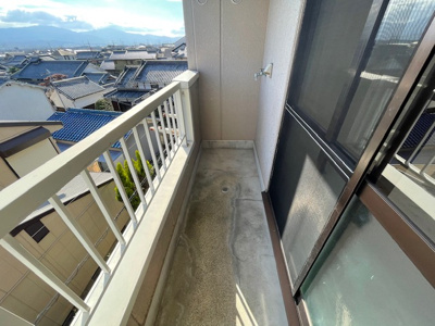 【バルコニー】 | グレイスフルコーポイチカワⅡ
