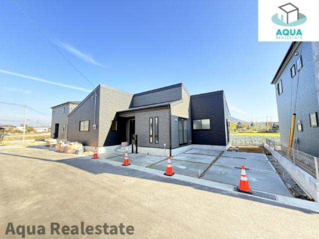 リーブルガーデン丸亀市飯山町第三