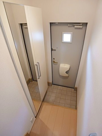 フォルトグランデ　Ⅲの玄関