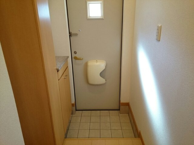 フォレスタ・高松　Ⅱの玄関