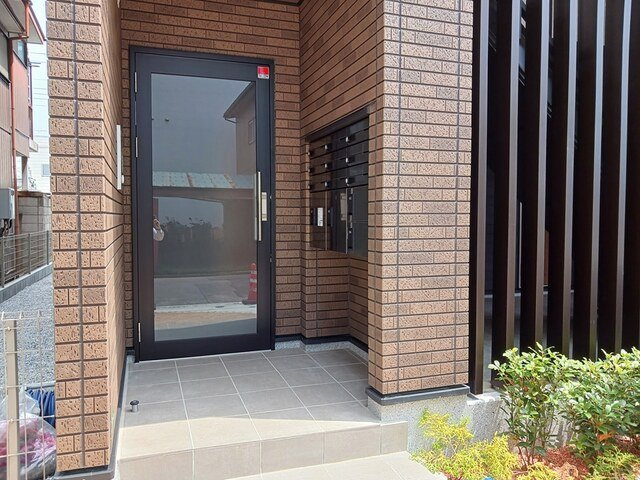 ラ　ルーチェ　ゼロのエントランス|清潔なエントランスです