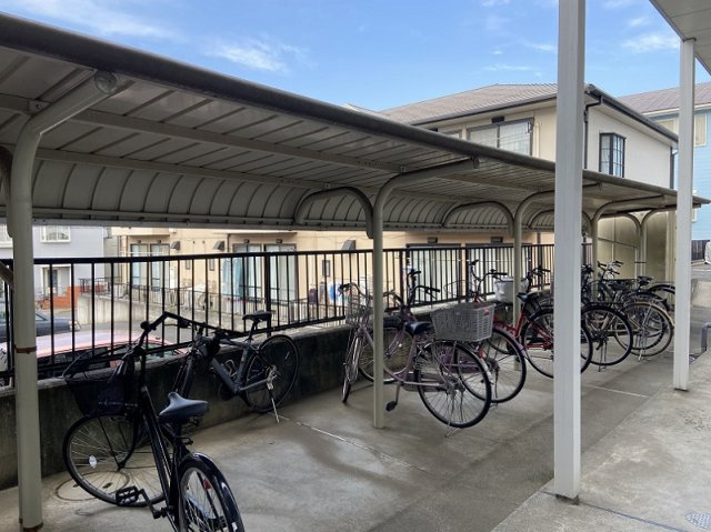 レオパレス城のその他|駐輪場