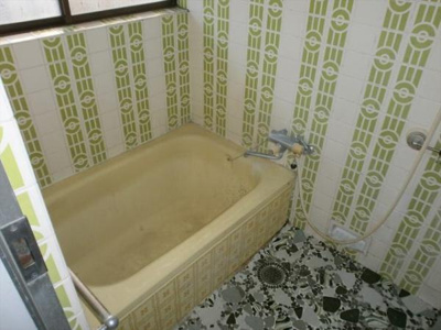 【浴室】 | 両三柳　6DK