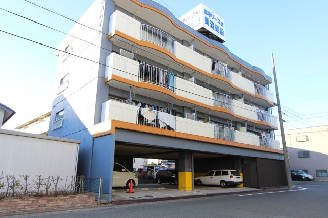 鳥山ハイツの外観