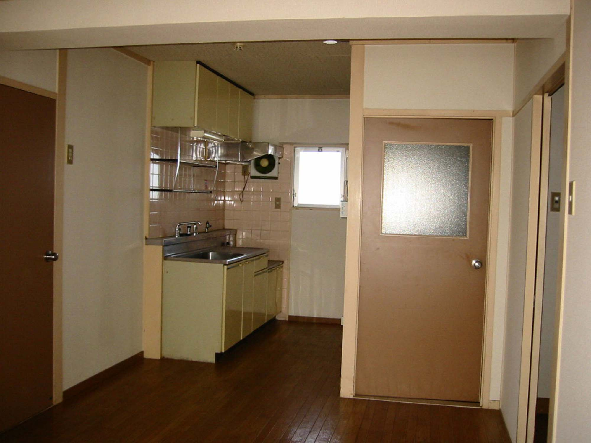 鳥山ハイツの居間・リビング|※別部屋のお写真で、現況優先と致します。