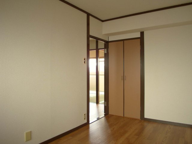 鳥山ハイツの内装