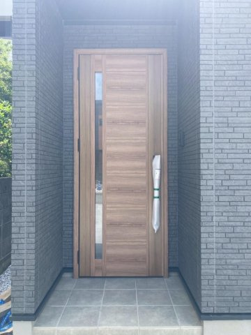 【玄関】 | 【商談中】高知市一宮東町２丁目