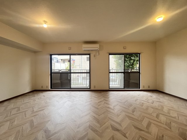 PARK TERRACE 浦和の居間・リビング|リビングです