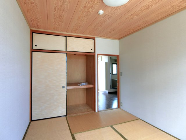 シティハイム今関Cの和室