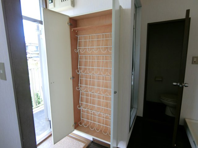 シティハイム今関Cの収納