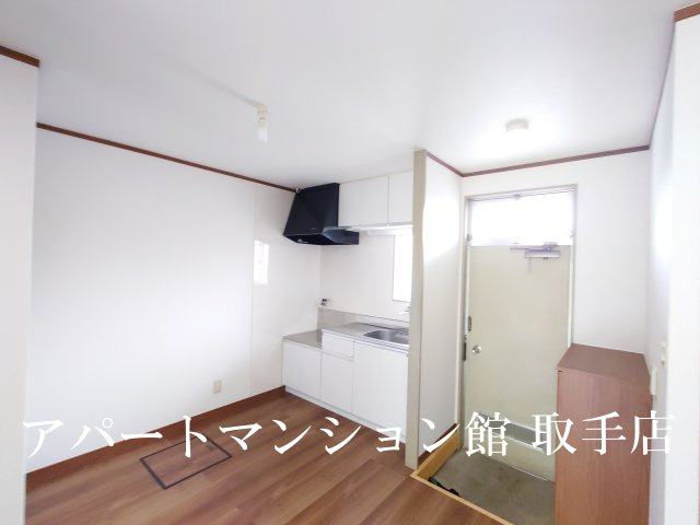 稲葉コーポの居間・リビング