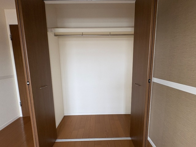 RAFFINO美園の収納|こまごまとしたものを収納できそうですね