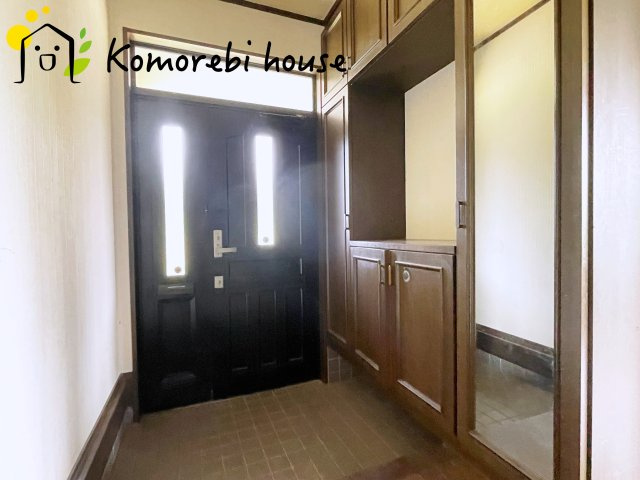 さいたま市西区清河寺　中古一戸建ての玄関|毎日通る玄関はこちらです